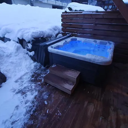 Chalet Delphinette - Privatif Morzine